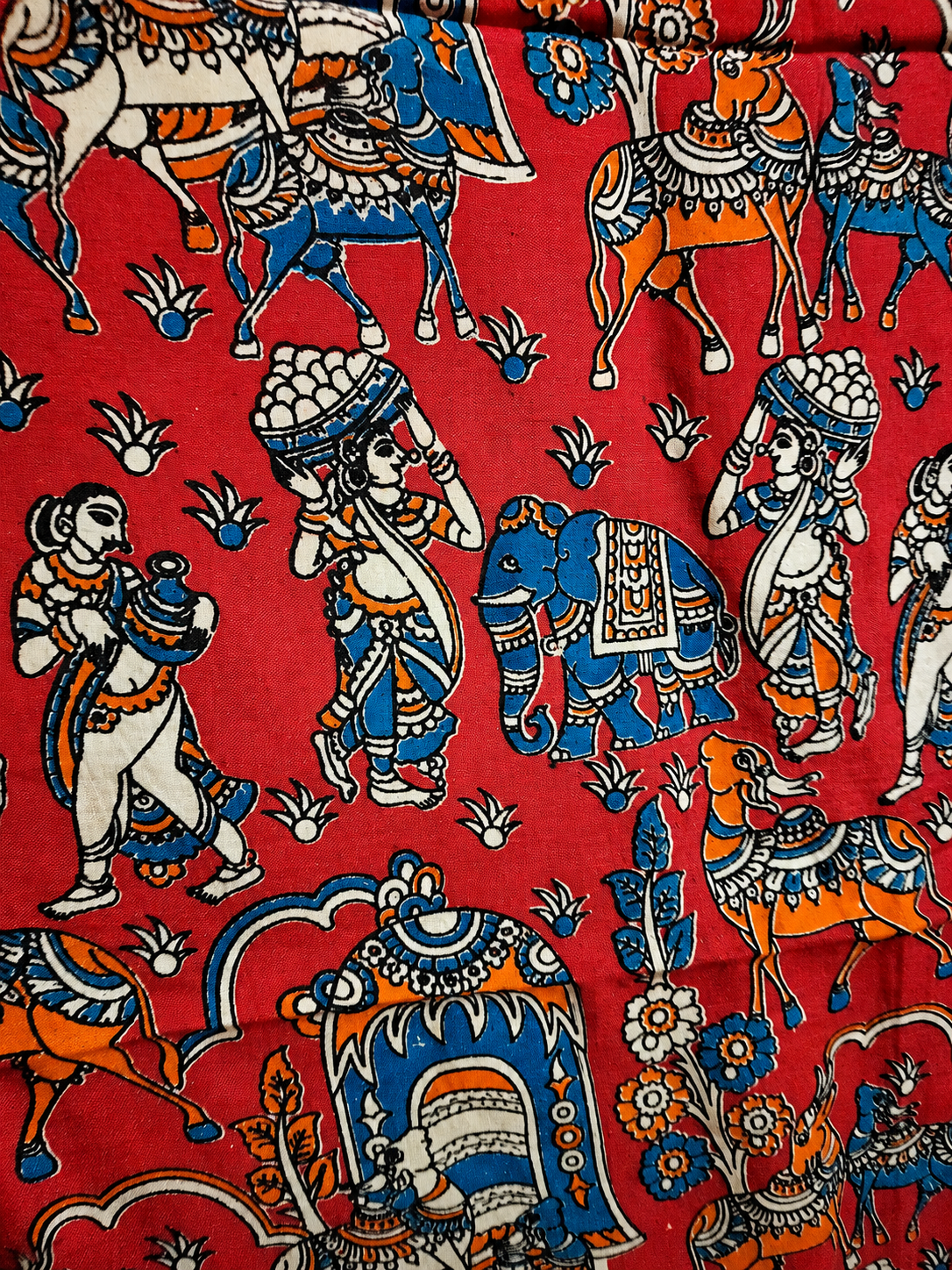 Red Blue people motif Silk duppatta